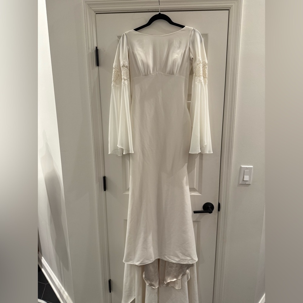Claire Pettibone Lily Wedding Dress Gown Bohemian Long Sleeve Size 8 — image 7 of 8